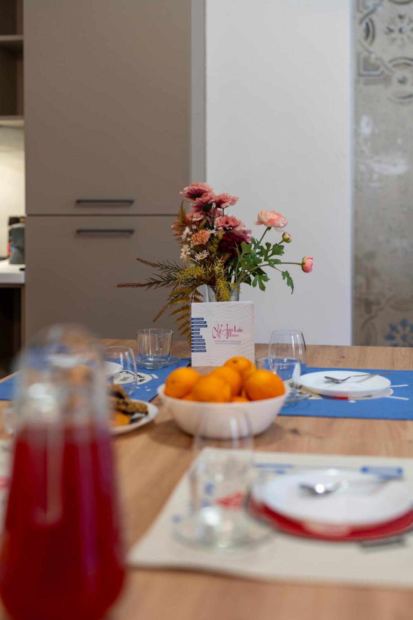 La Casa Dei Carta-New & Chic Apartment Lovere Exterior photo